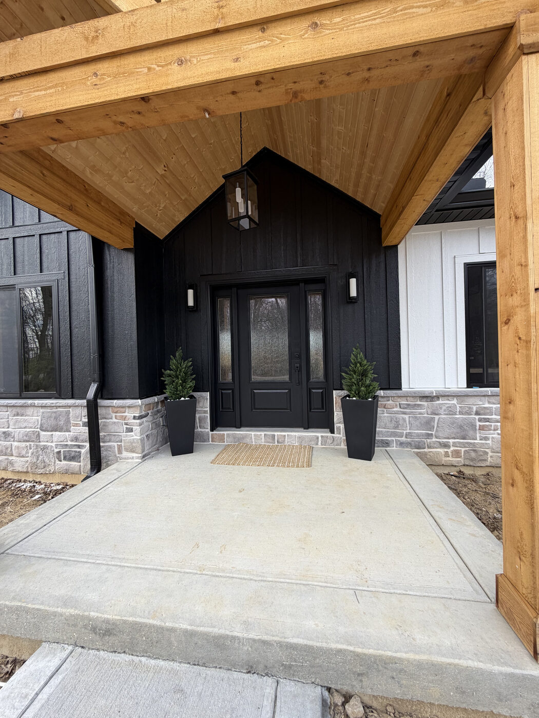 MCHB custom home exterior